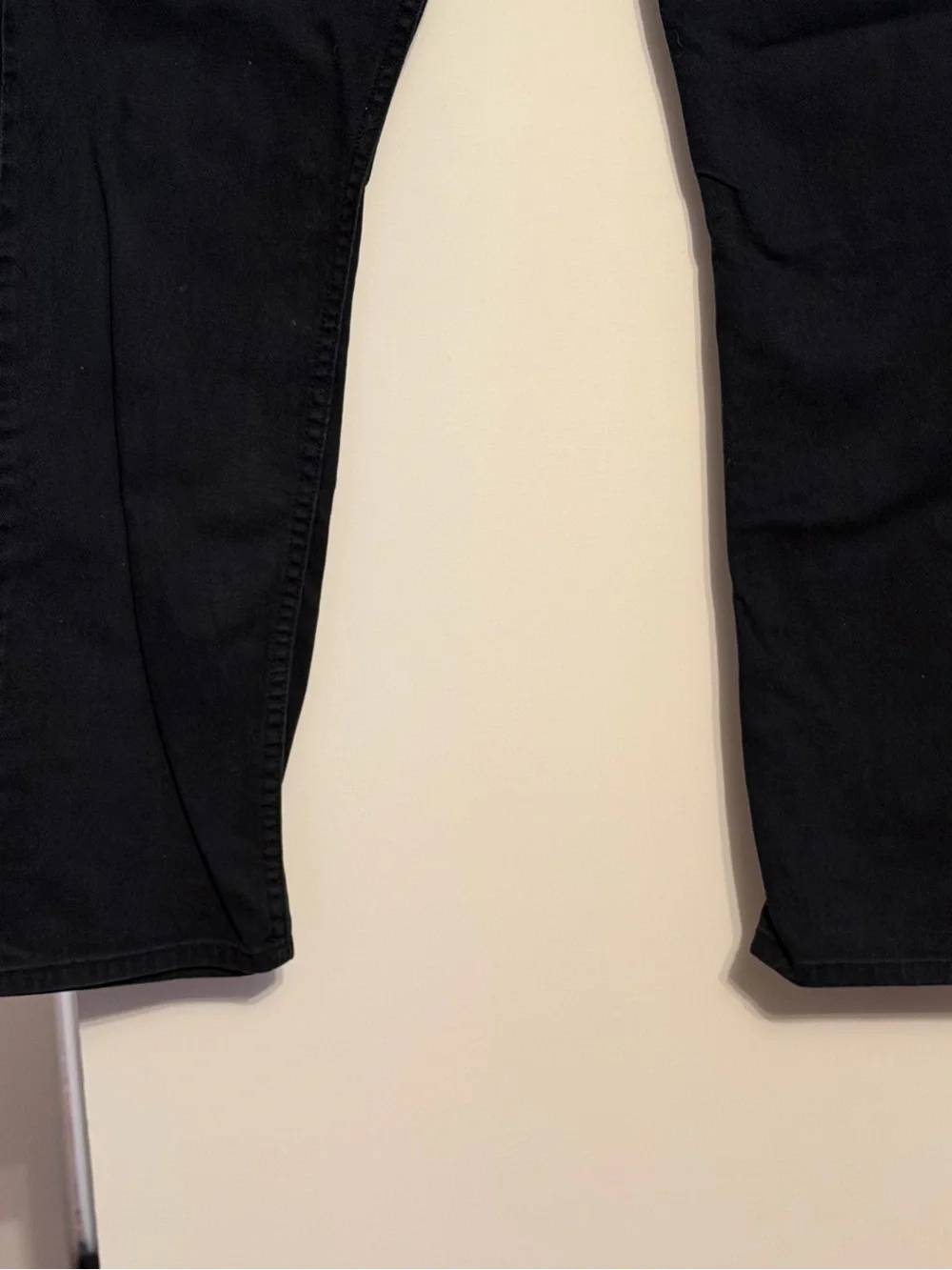 Levi's Men's Slim Straight Black Jeans 513. 34x30